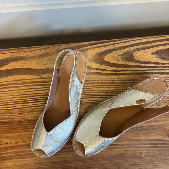 Toni Pons Origens size 41 platinum color